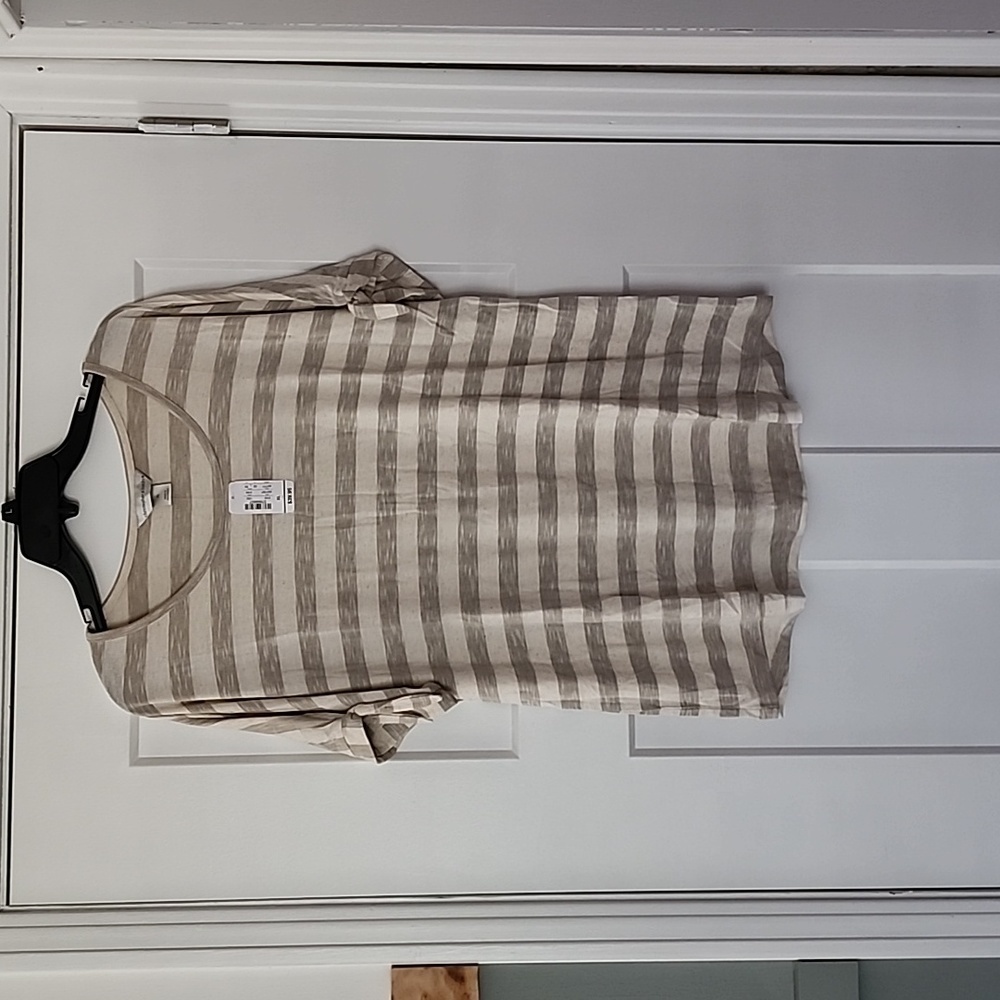 NWT. Christopher & Banks. Cream/stripe top. XL